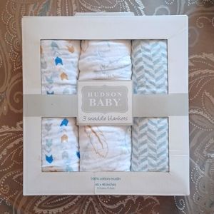 HUDSON BABY 3 Swaddle blankets (boy)